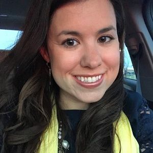 Meet your Posher, Casey